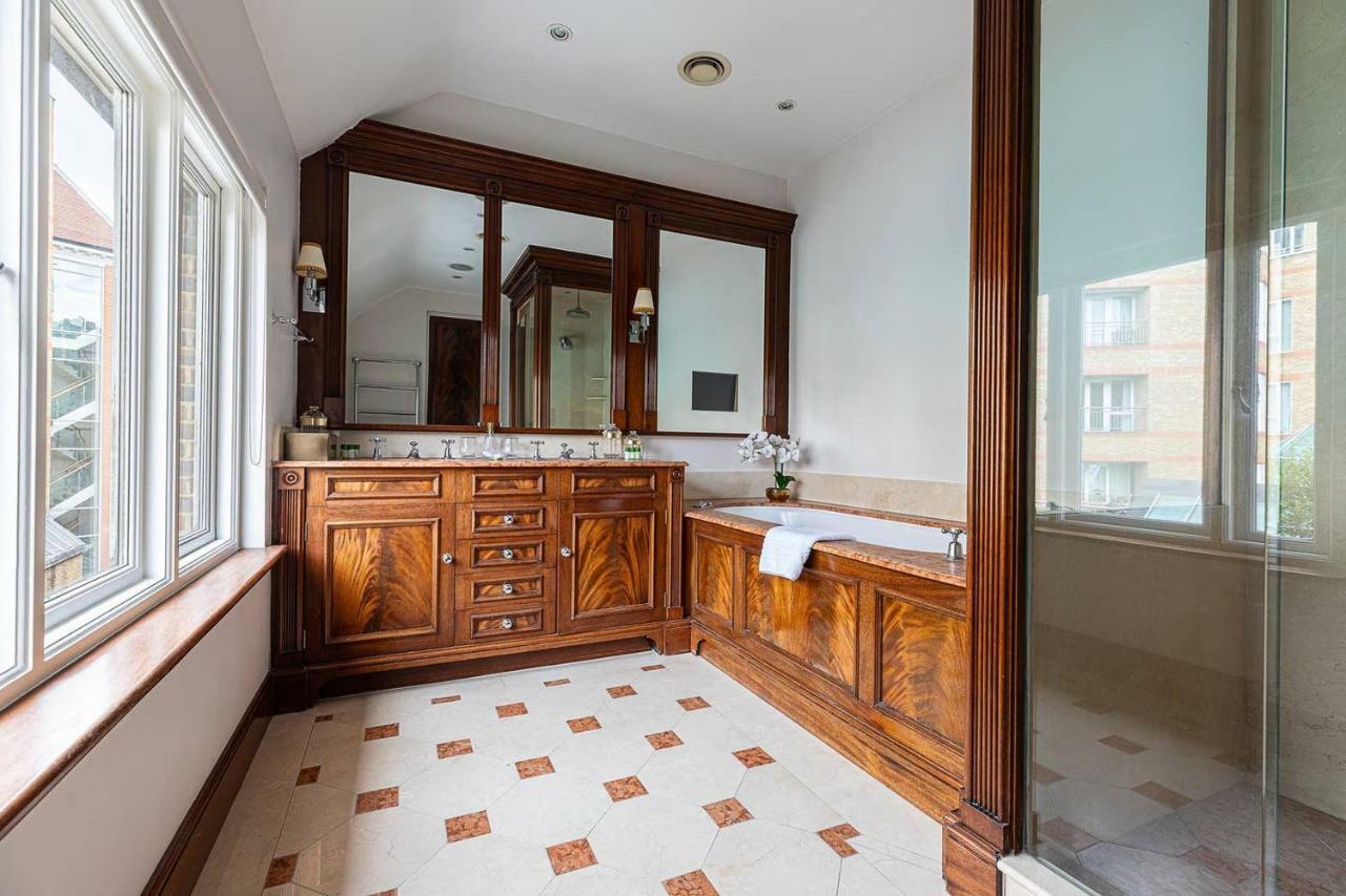 Casa vacanze Joivy Stunning 6-bed House Near Harrods In Knightsbridge *
