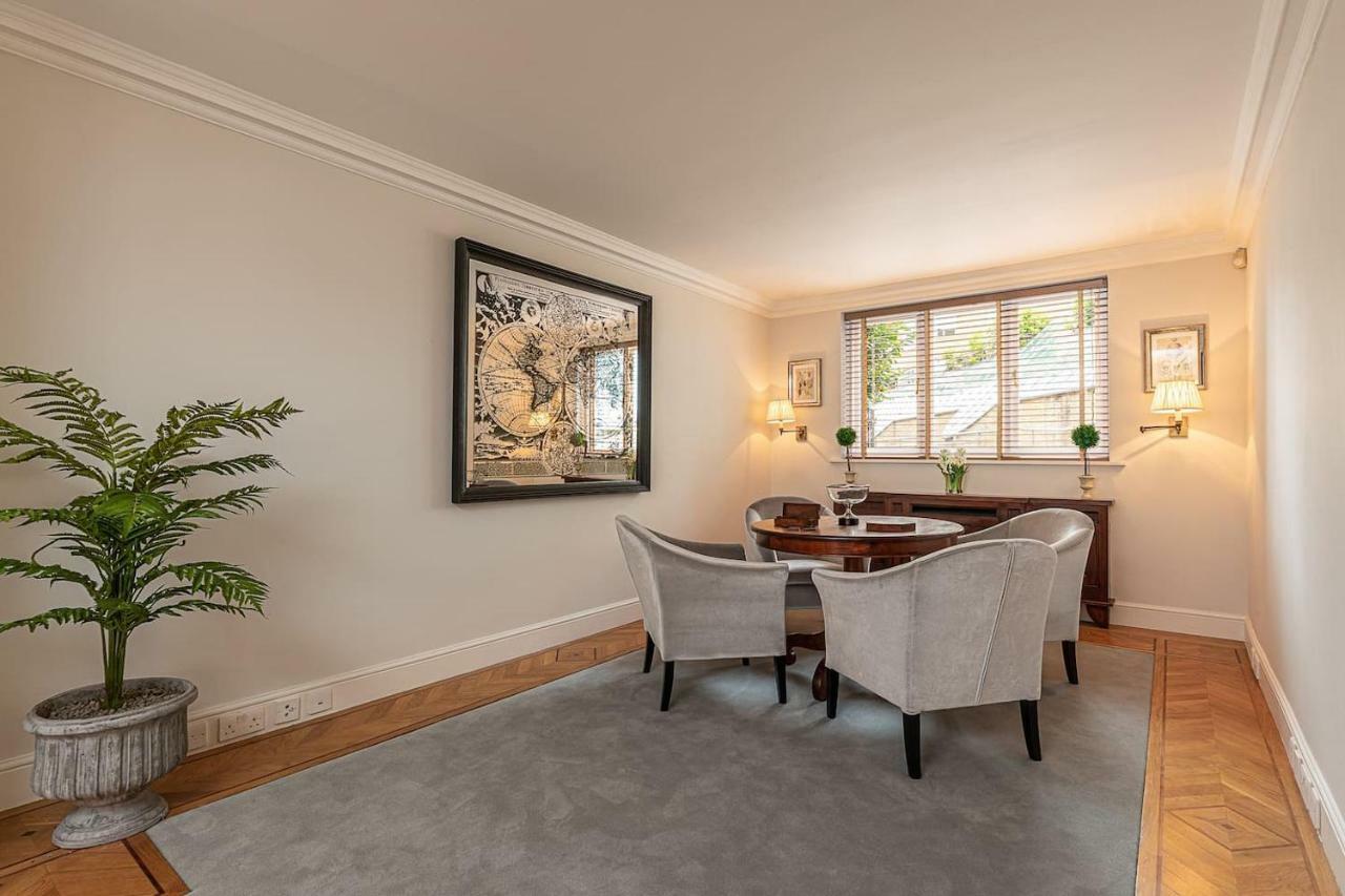 Casa vacanze Joivy Stunning 6-bed House Near Harrods In Knightsbridge *