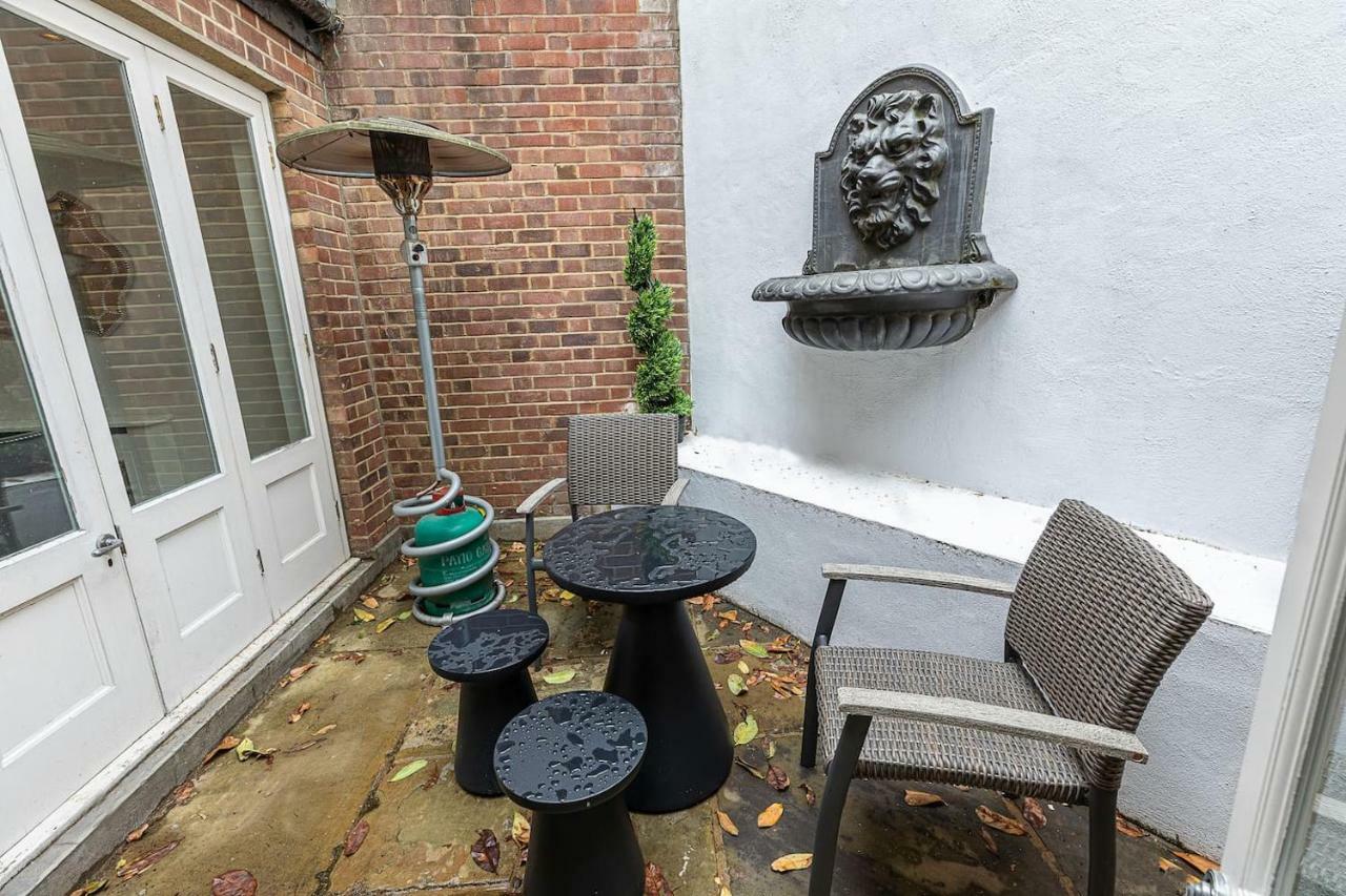 Casa vacanze Joivy Stunning 6-bed House Near Harrods In Knightsbridge *